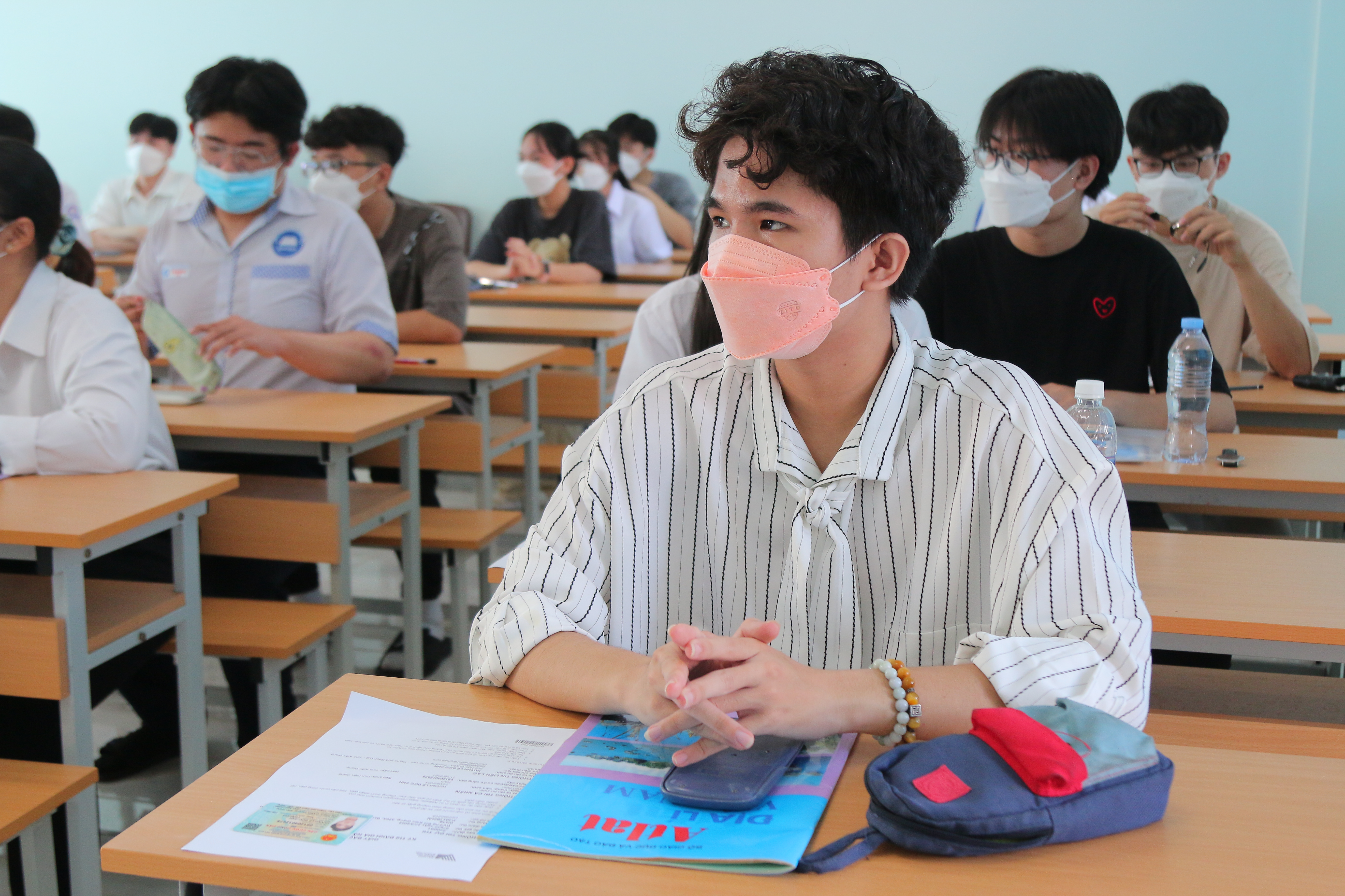 Hơn 1.275 thí sinh tham dự kỳ thi đánh giá năng lực của Đại học Quốc gia TP. Hồ Chí Minh tại tỉnh Kiên Giang