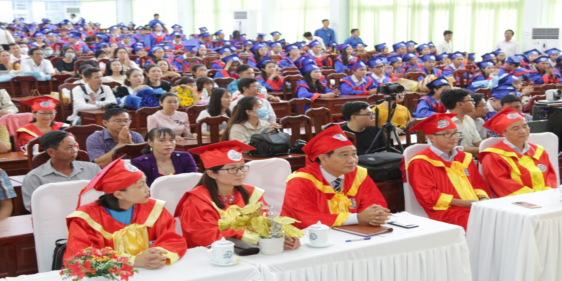 Thêm 418 cử nhân, kỹ sư Trường Đại học Kiên Giang nhận bằng tốt nghiệp cao đẳng, đại học