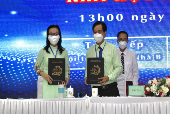 Công đoàn cơ sở Trường ĐH Kiên Giang phát động phong trào thi đua năm học 2021 – 2022