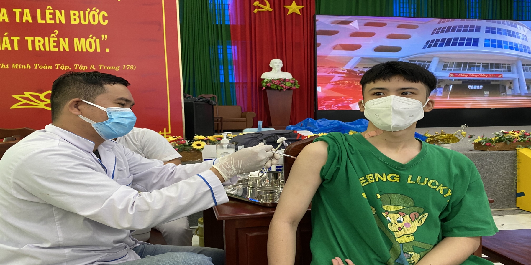 Thêm 497 sinh viên Trường Đại học Kiên Giang được tiêm ngừa mũi 2 vắc xin phòng Covid-19