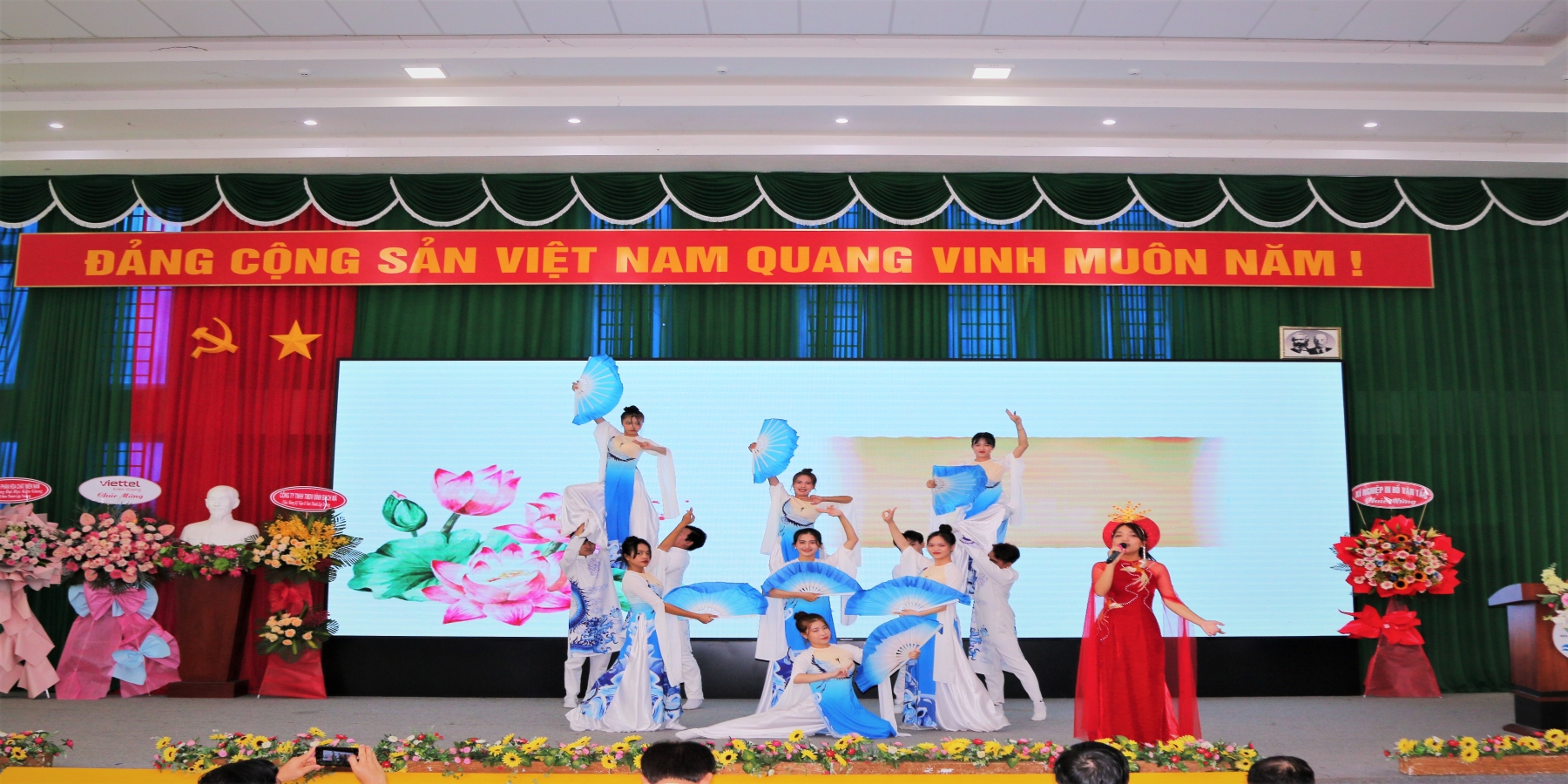Tổ chức họp mặt kỷ niệm 8 năm thành lập Trường Đại học Kiên Giang 