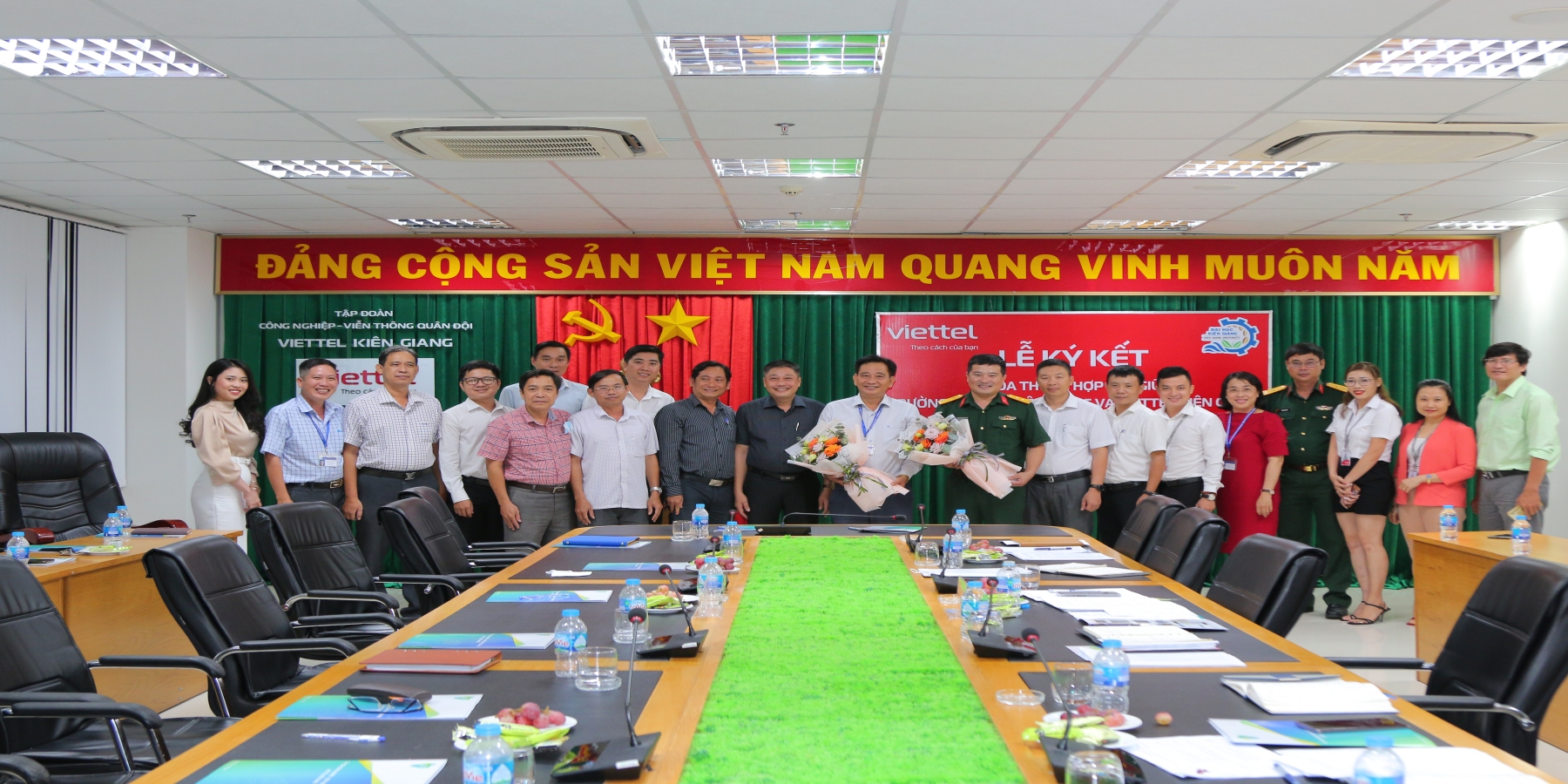 Trường Đại học Kiên Giang và Viettel Kiên Giang hợp tác chiến lược đẩy mạnh ứng dụng công nghệ thông tin – viễn thông