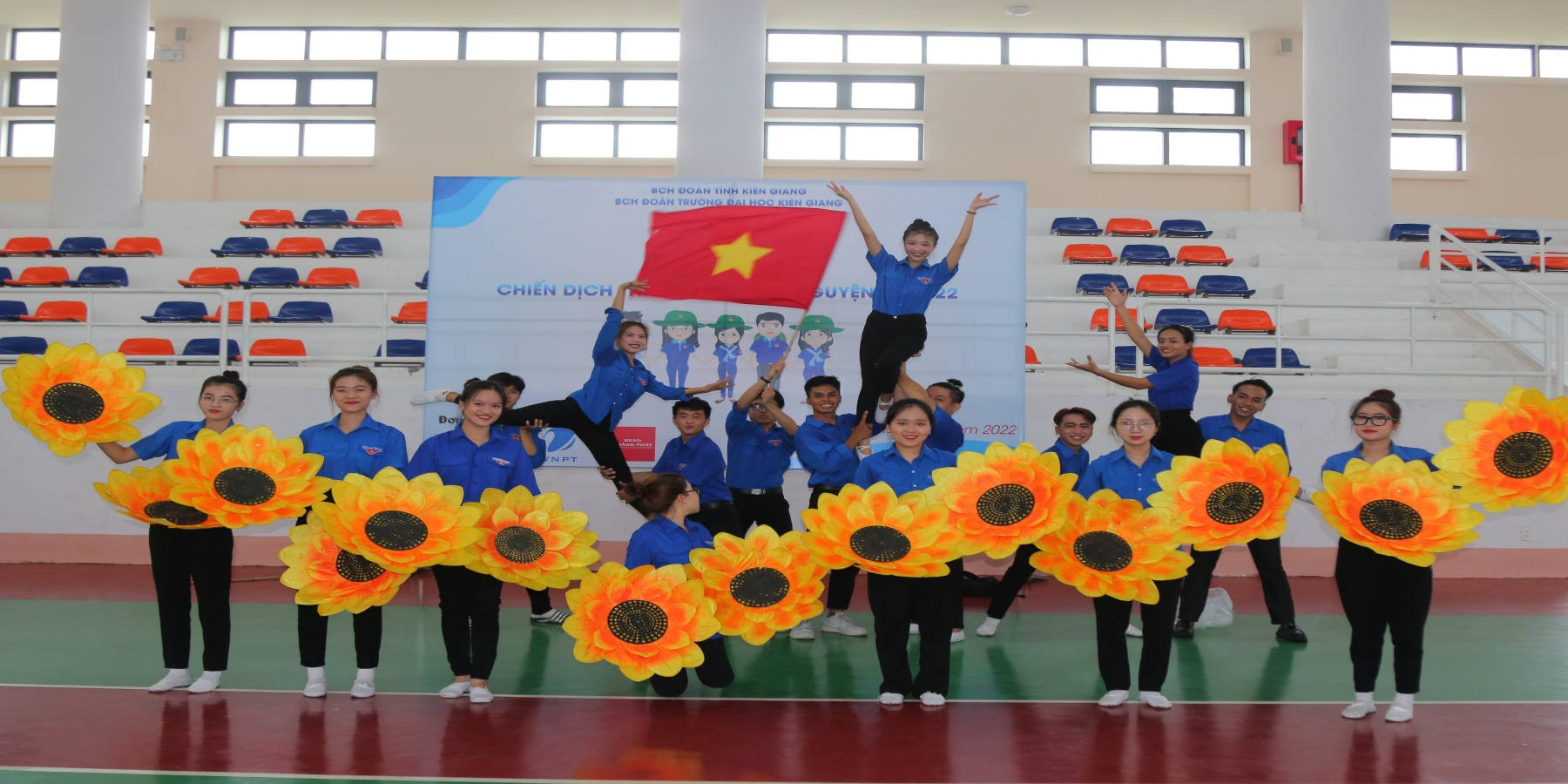 Trường Đại học Kiên Giang ra quân Chiến dịch Thanh niên tình nguyện hè 2022