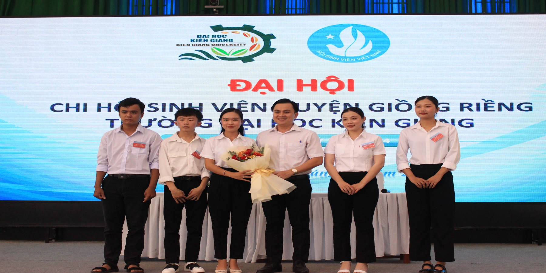Trường Đại học Kiên Giang thành lập Chi hội sinh viên huyện Giồng Riềng