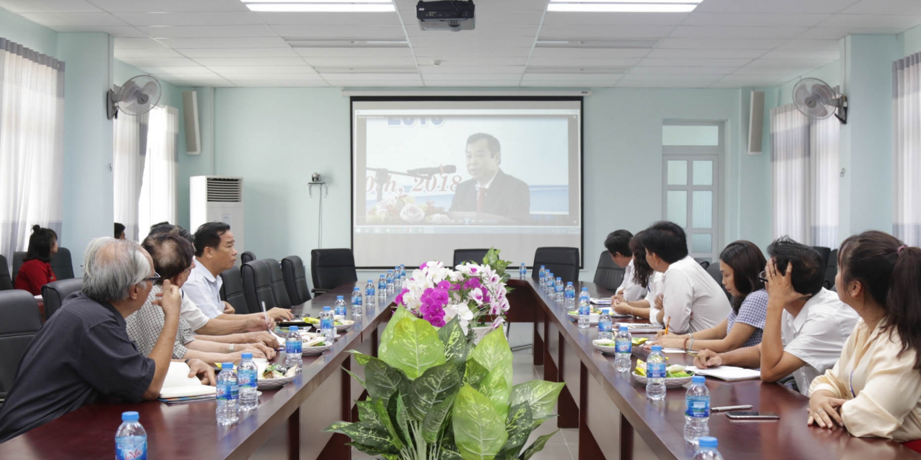 Đoàn công tác Hiệp hội các Trường Đại học, Cao đẳng Việt Nam đến thăm và làm việc