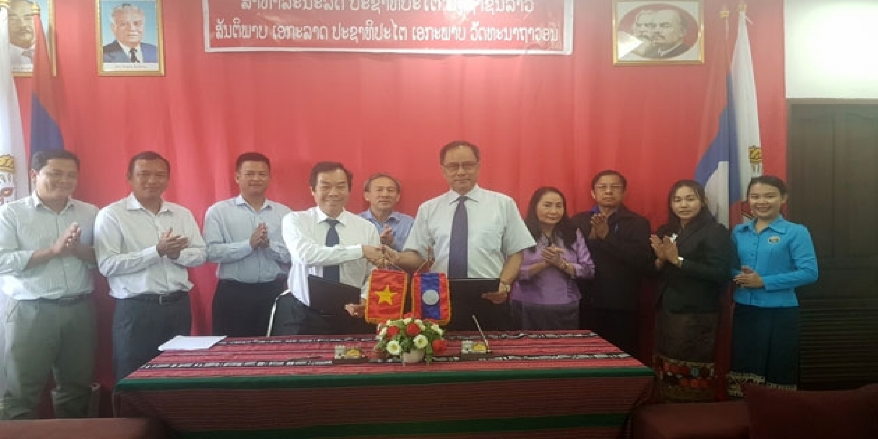 Lào tăng cường hợp tác giáo dục với các địa phương Việt Nam.