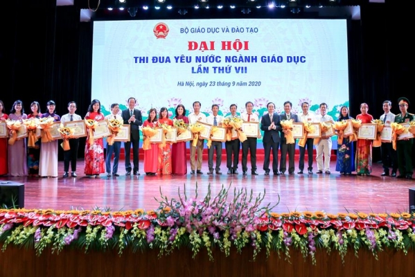 Trường Đại học Kiên Giang được vinh danh tại Đại hội thi đua yêu nước ngành Giáo dục lần VII