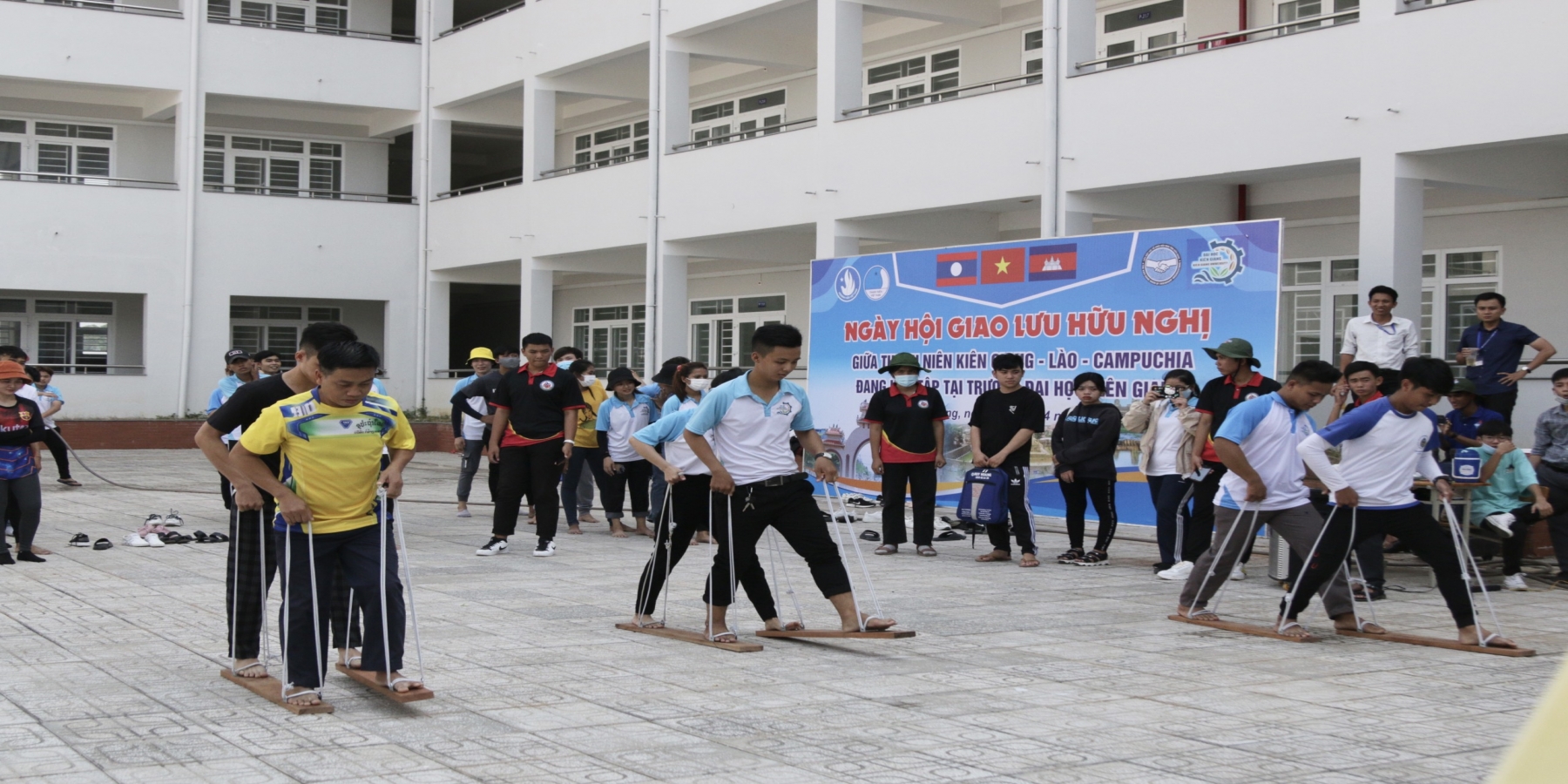 Sinh viên Việt Nam – Lào - Campuchia có nhiều hoạt động giao lưu mừng Tết cổ truyền của Campuchia và Lào