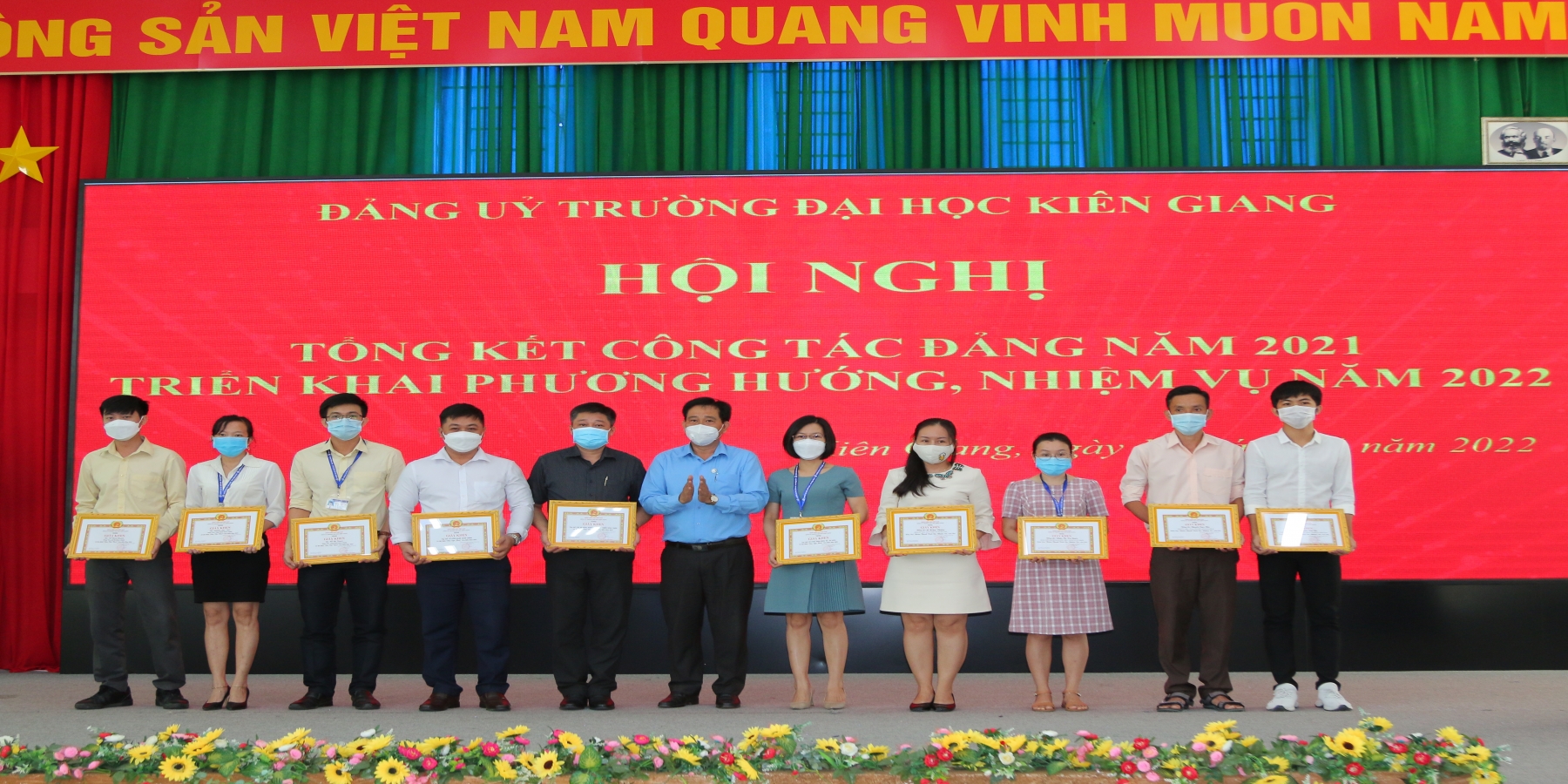 Đảng ủy Trường Đại học Kiên Giang đẩy mạnh chuyển đổi số, nâng cao chất lượng tuyển sinh đầu vào