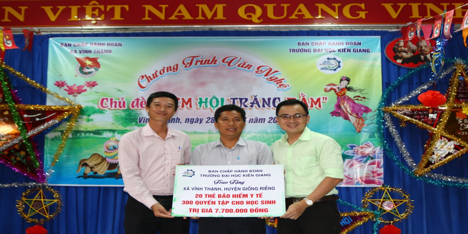 Trường Đại học Kiên Giang mang trung thu yêu thương đến trẻ em vùng sâu vùng xa