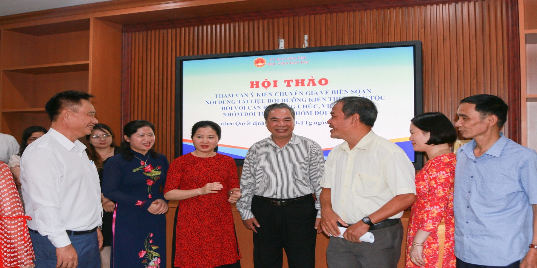 Trường Đại học Kiên Giang tham gia góp ý Tài liệu bồi dưỡng kiến thức dân tộc theo Quyết định số 1719/QĐ-TTg