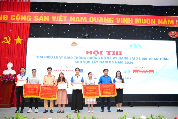 TRƯỜNG ĐẠI HỌC KIÊN GIANG TỔ CHỨC THÀNH CÔNG HỘI THI “TÌM HIỂU LUẬT GIAO THÔNG ĐƯỜNG BỘ VÀ KỸ NĂNG LÁI XE MÔ TÔ AN TOÀN” KHU VỰC TÂY NAM BỘ NĂM 2024