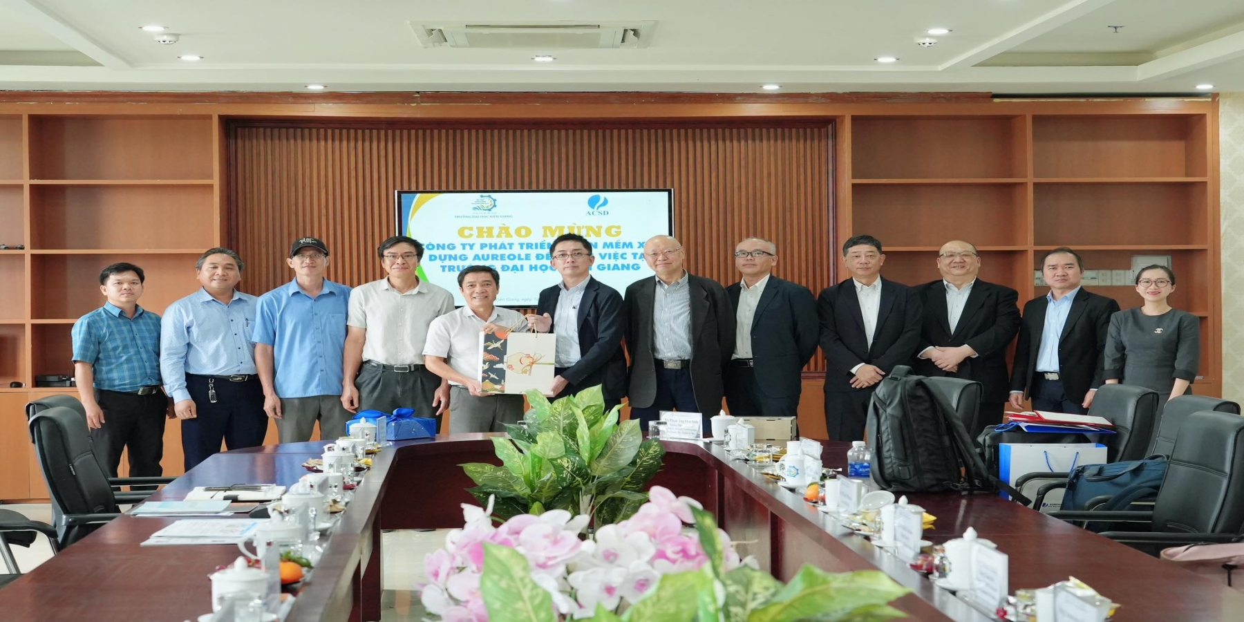 TRƯỜNG ĐẠI HỌC KIÊN GIANG ĐÓN ĐOÀN CÔNG TY PHÁT TRIỂN PHẦN MỀM XÂY DỰNG AUREOLE (NHẬT BẢN)