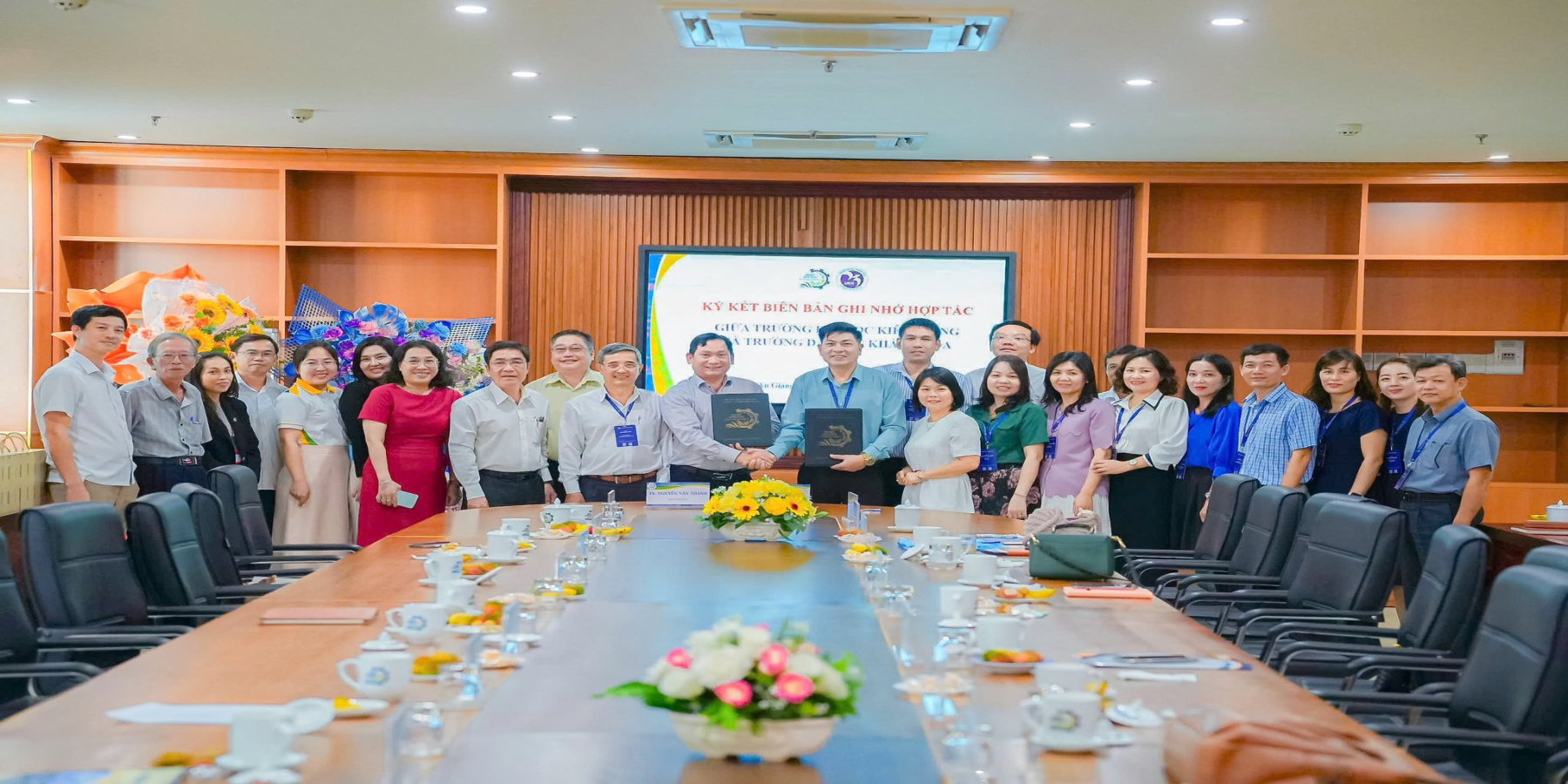 TRƯỜNG ĐẠI HỌC KIÊN GIANG VÀ TRƯỜNG ĐẠI HỌC KHÁNH HÒA KÝ KẾT BIÊN BẢN GHI NHỚ HỢP TÁC (MOU)