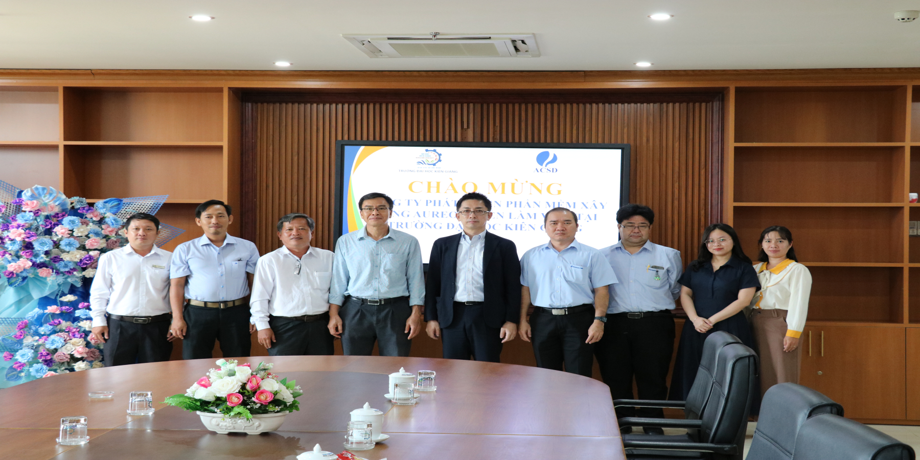 TRƯỜNG ĐẠI HỌC KIÊN GIANG TIẾP ĐOÀN CÔNG TY AUREOLE (NHẬT BẢN) ĐẾN LÀM VIỆC VÀ TRAO ĐỔI HỢP TÁC TRƯỜNG ĐẠI HỌC KIÊN GIANG TIẾP ĐOÀN CÔNG TY AUREOLE (NHẬT BẢN) ĐẾN LÀM VIỆC VÀ TRAO ĐỔI HỢP TÁC
