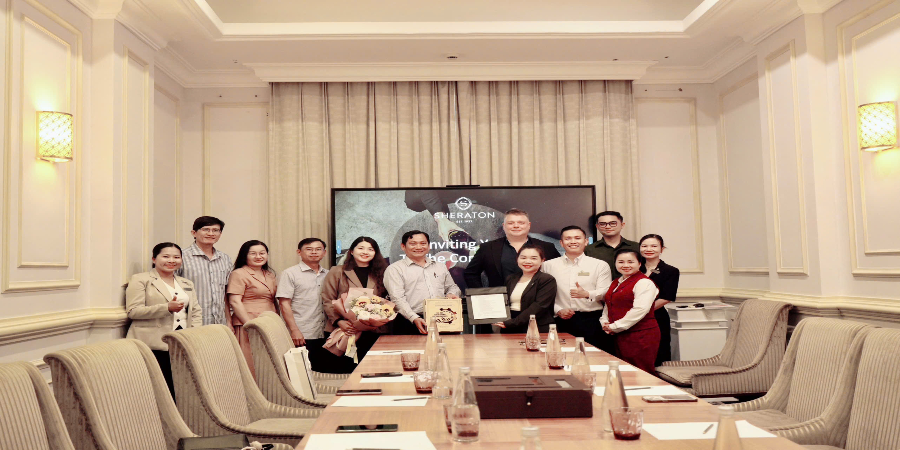 TRƯỜNG ĐẠI HỌC KIÊN GIANG KÝ KẾT HỢP TÁC VỚI SHERATON PHÚ QUỐC, MỞ RỘNG CƠ HỘI THỰC TẬP VÀ VIỆC LÀM CHO SINH VIÊN