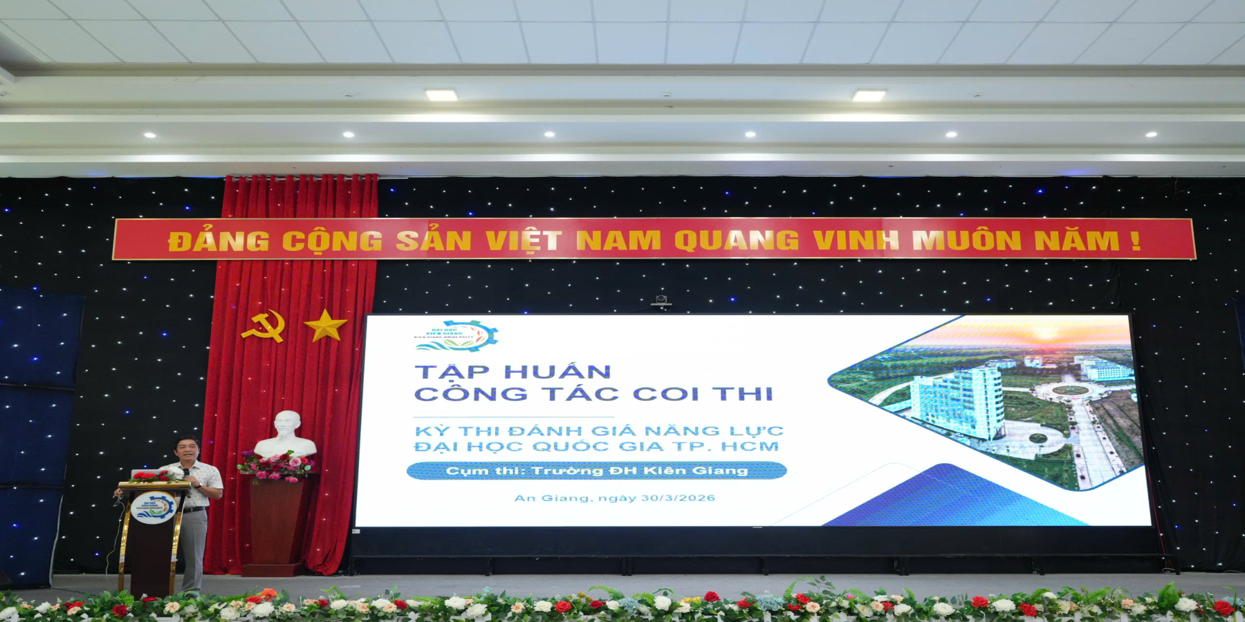 TẬP HUẤN CÔNG TÁC TỔ CHỨC KỲ THI ĐÁNH GIÁ NĂNG LỰC ĐỢT 01 NĂM 2026