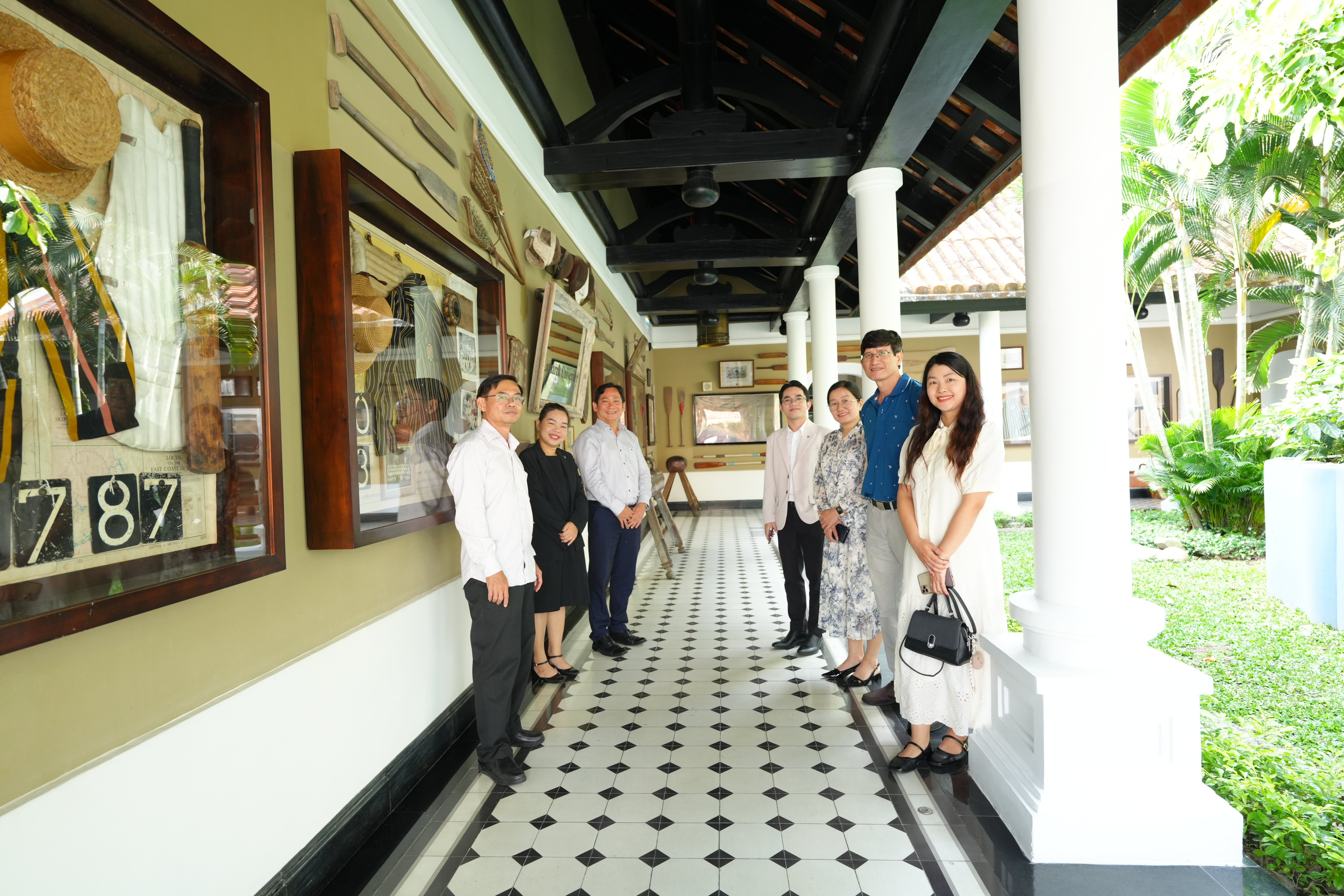 TRƯỜNG ĐẠI HỌC KIÊN GIANG THAM QUAN VÀ LÀM VIỆC TẠI JW MARRIOTT PHU QUOC, TĂNG CƯỜNG GẮN KẾT ĐÀO TẠO VỚI DOANH NGHIỆP