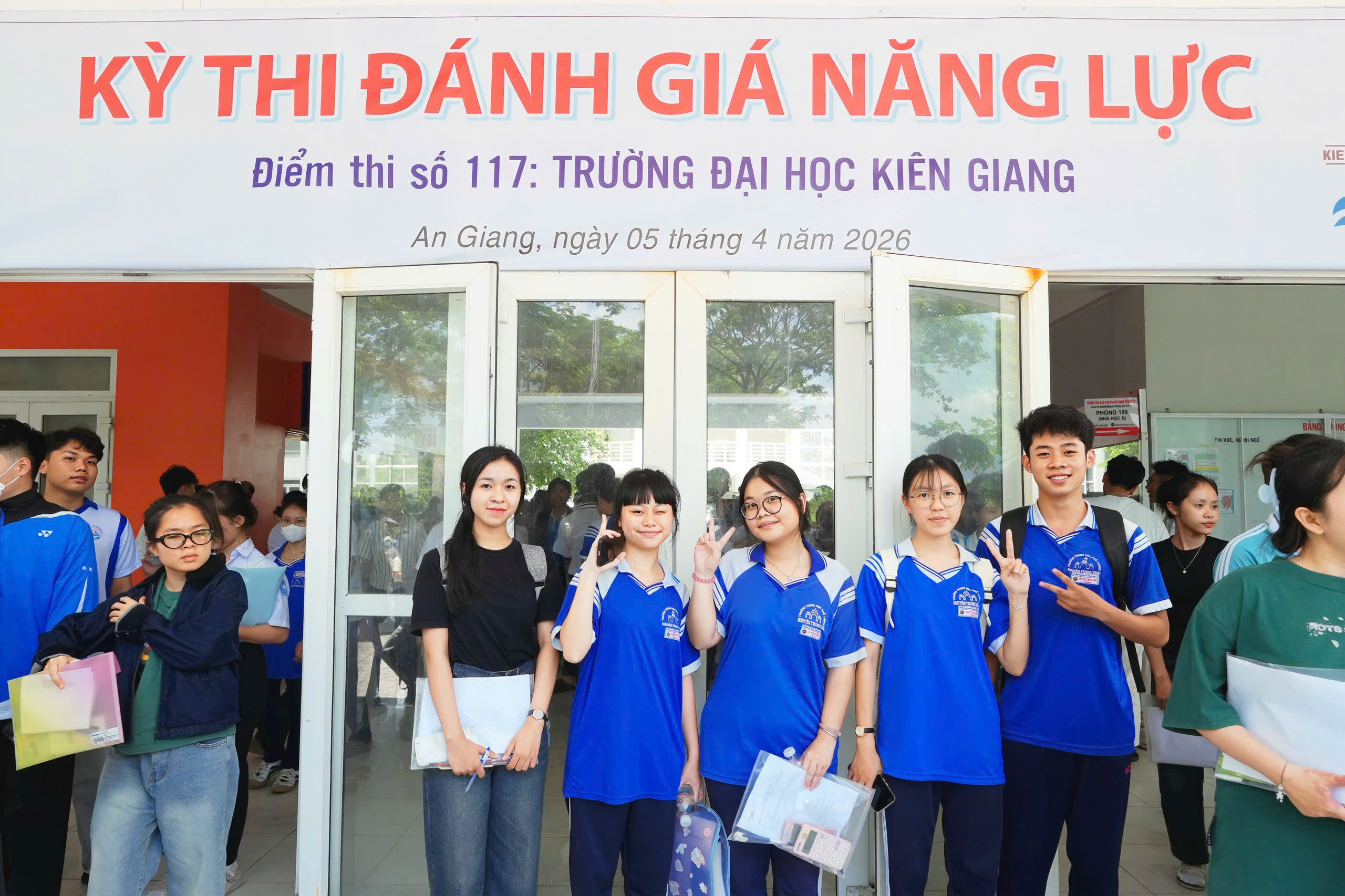 HƠN 1.100 THÍ SINH DỰ KỲ THI ĐÁNH GIÁ NĂNG LỰC ĐỢT 1 NĂM 2026 TẠI CỤM THI TRƯỜNG ĐẠI HỌC KIÊN GIANG, ĐIỂM THI SỐ 117